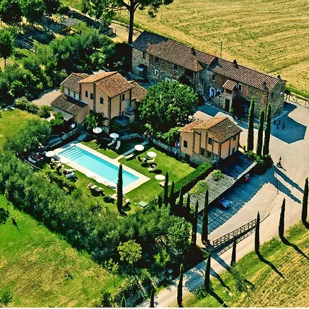 Near Trasimeno With Pool