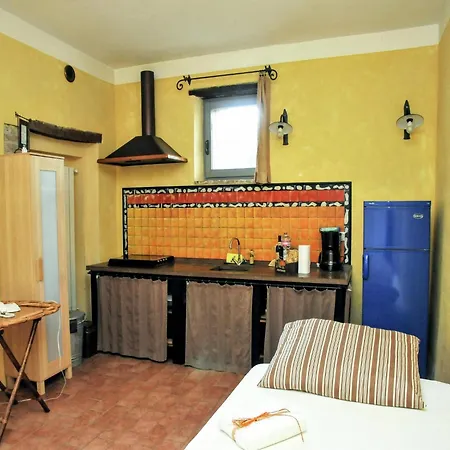 With Swimming Pool, Private Terrace Overlooking Pool Holiday home *