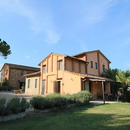 With Swimming Pool, Private Terrace Overlooking Pool Holiday home *